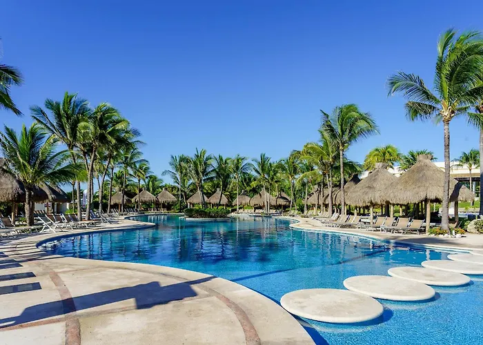 Resort The Estates Two Bedroom - Riviera Maya *